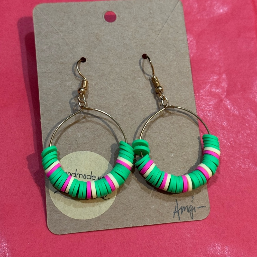 Neon 90’s special hoop earrings 🪩